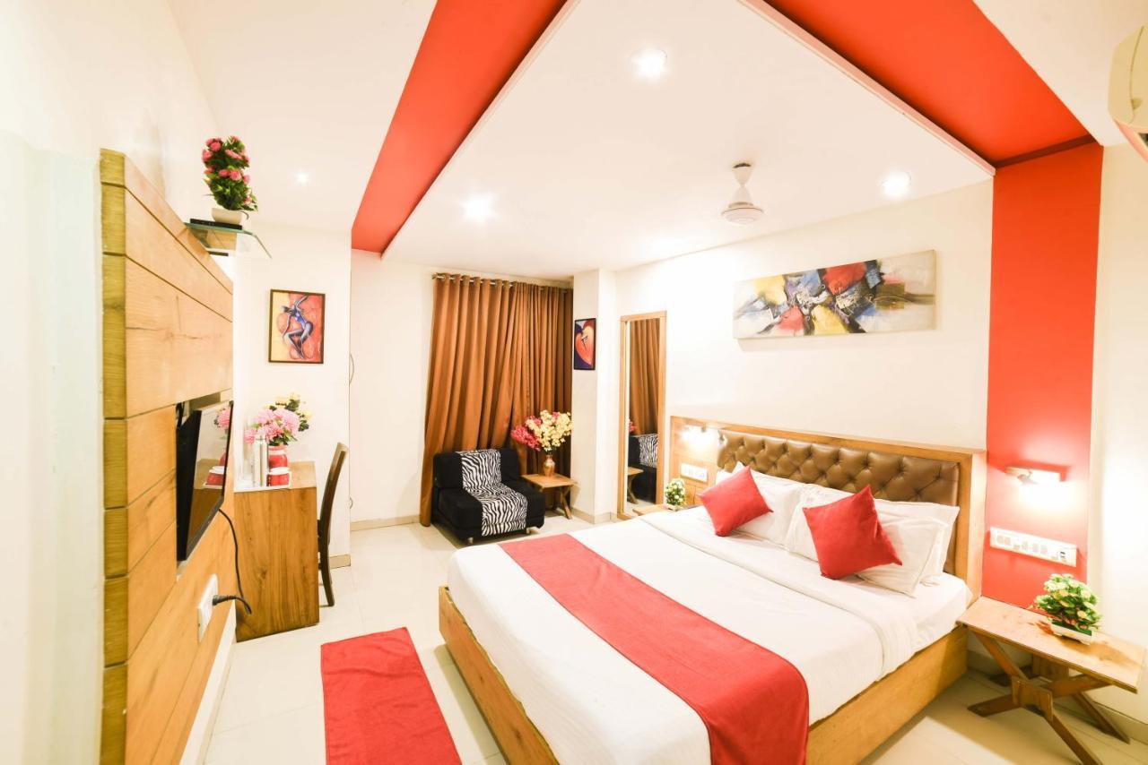 Hotel Grandeur Bombay Extérieur photo