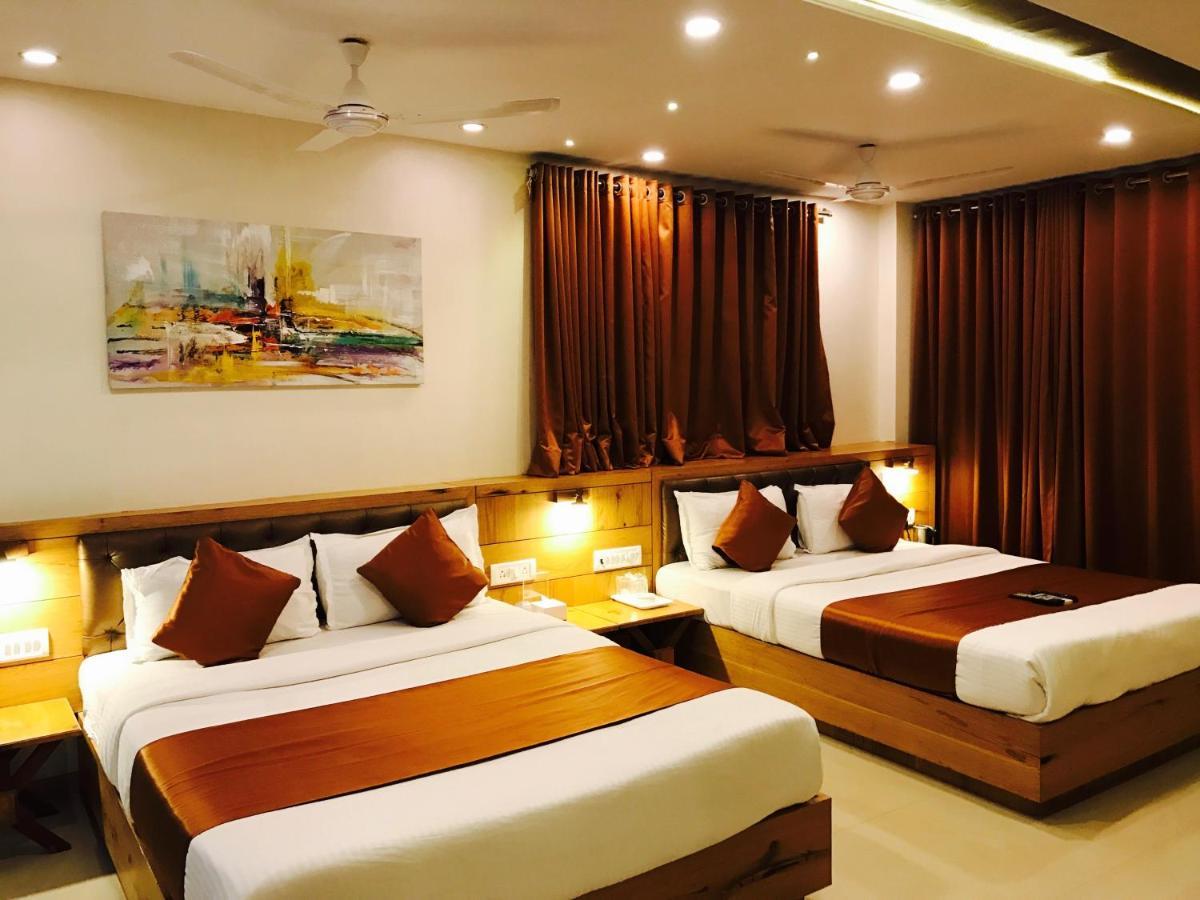 Hotel Grandeur Bombay Extérieur photo